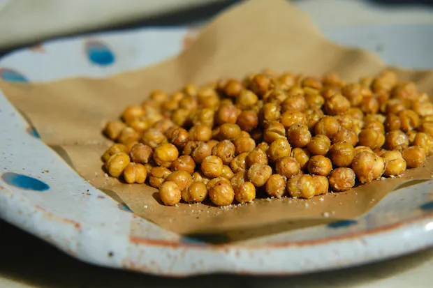 Crispy chickpeas on a plate