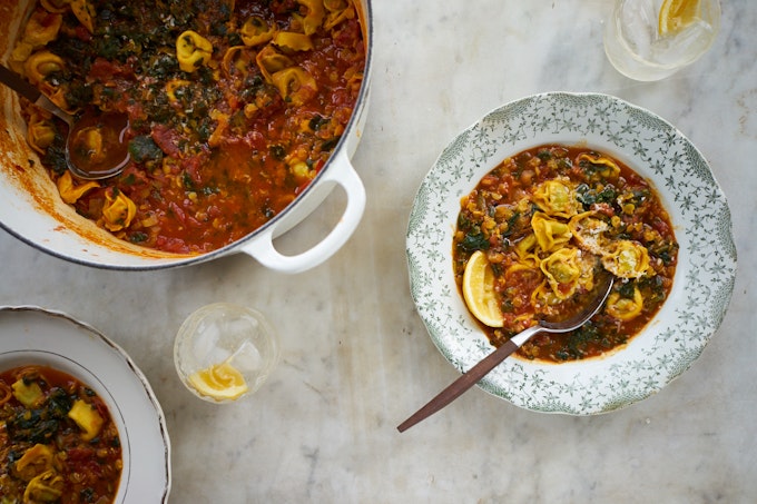 Zupa z curry i tortellini