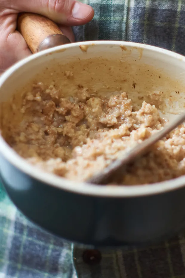 Toasted Four Grain cereal in a small pot