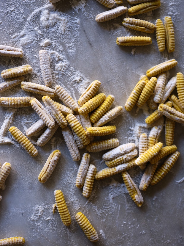 Foto de primer plano de pasta Cavatelli casera