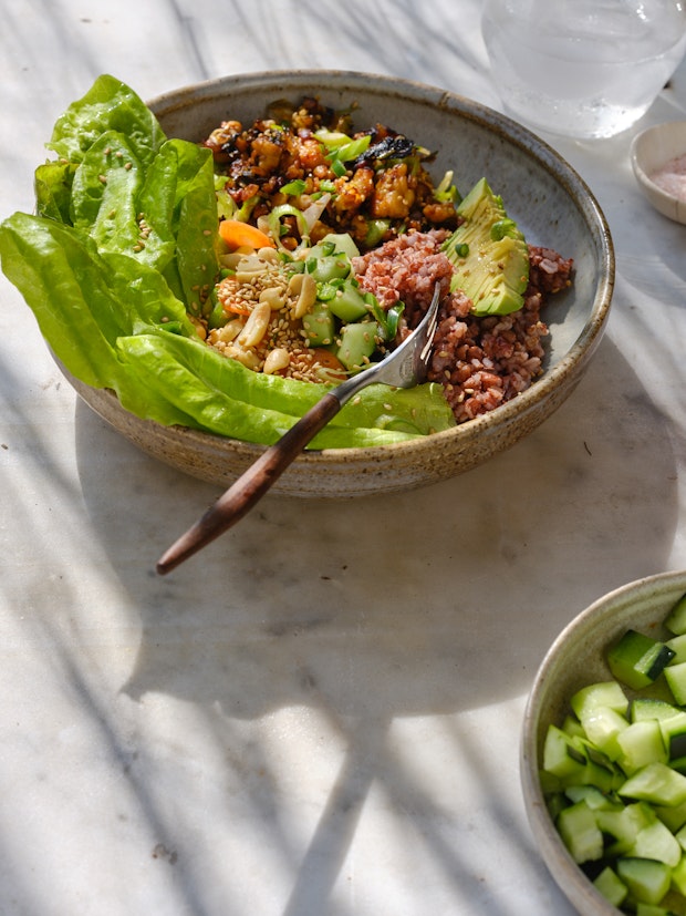 Spicy Tempeh Crumble Bowl