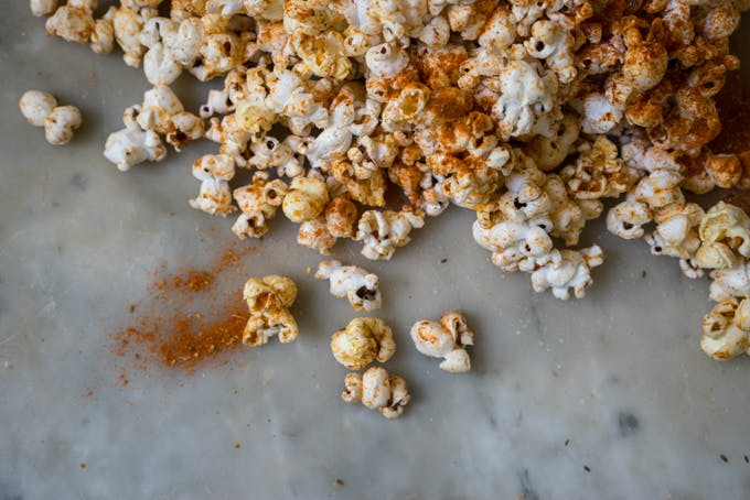 https://images.101cookbooks.com/bloody-mary-popcorn-h.jpg?w=680&auto=compress&auto=format