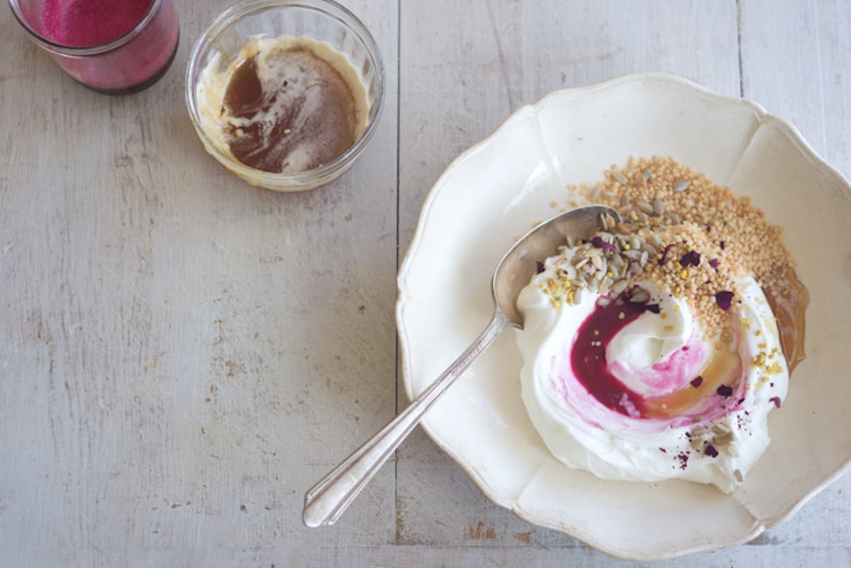 Yogurt Bowl {Easy Breakfast Idea} - Mama Loves Food