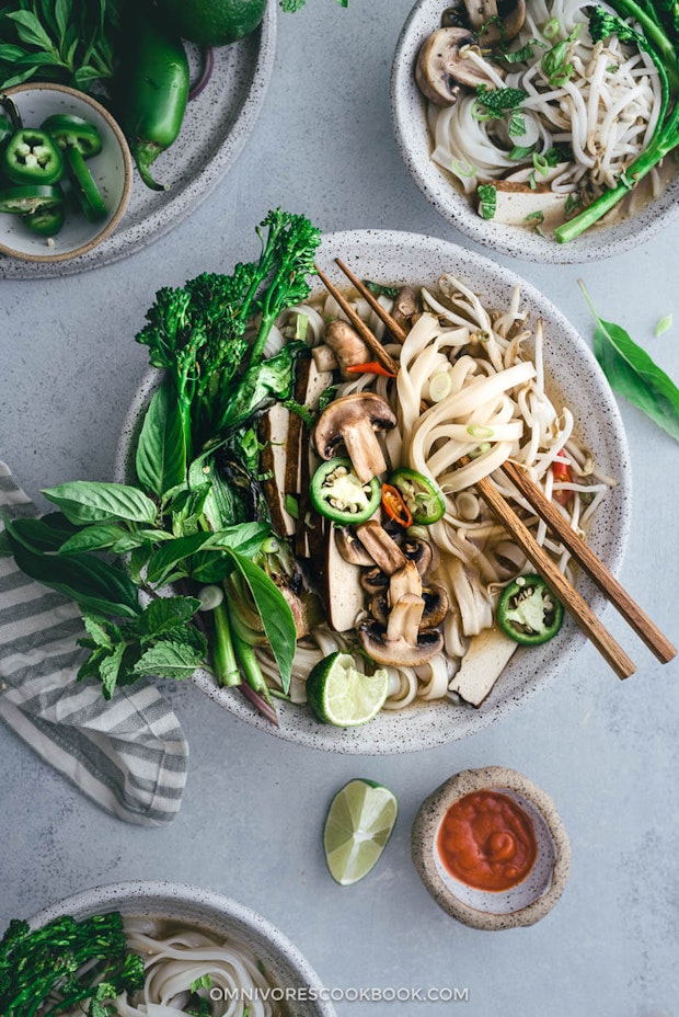 20 Fantastic Noodle Soups to Cook this Winter