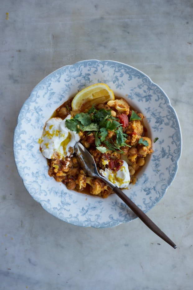 Instant Pot Chickpea Cauliflower Korma