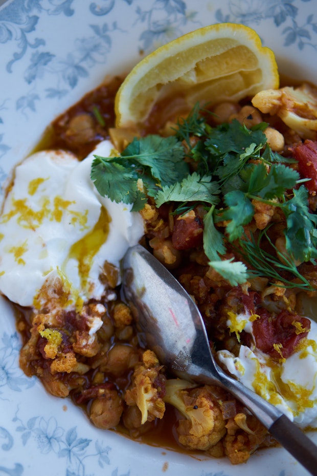 Instant Pot Chickpea Cauliflower Korma