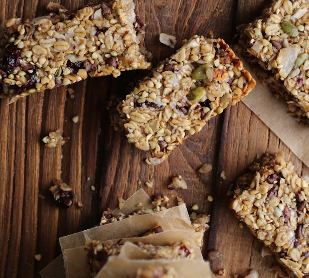 Eight Energy Bars worth Making at Home