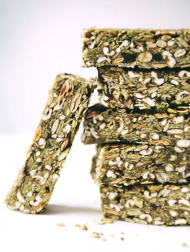 Eight Energy Bars worth Making at Home