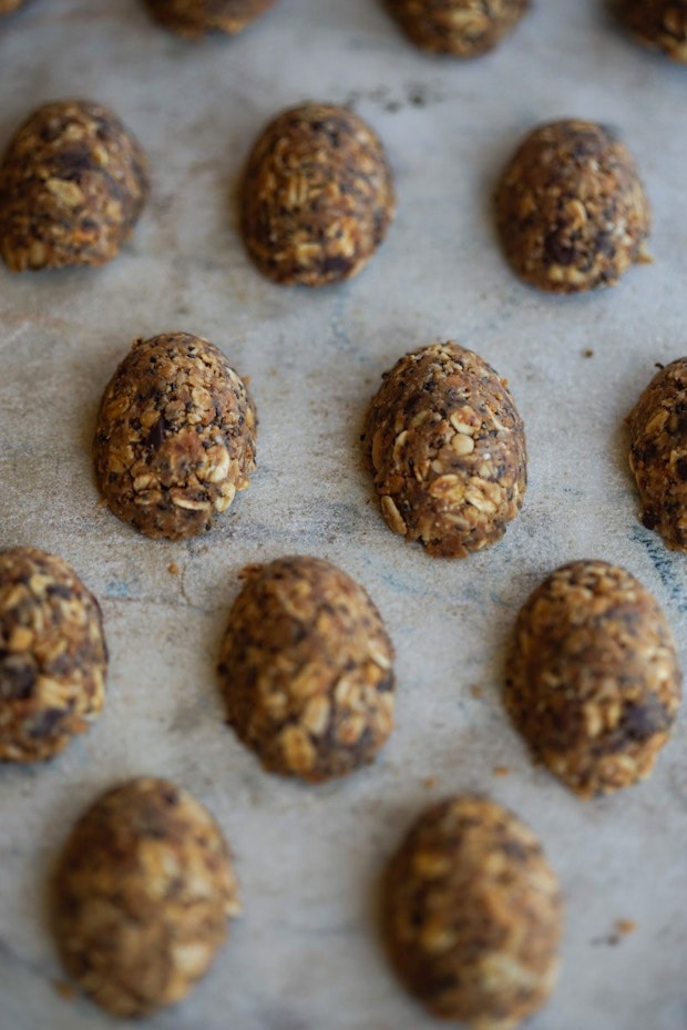 Eight Energy Bars worth Making at Home