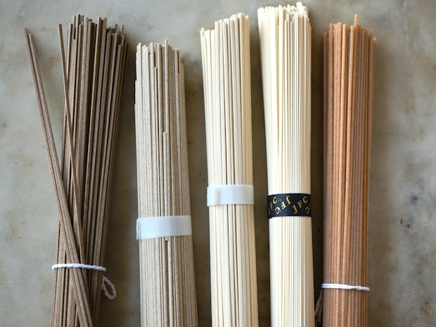 five different noodles to make sesame noodles