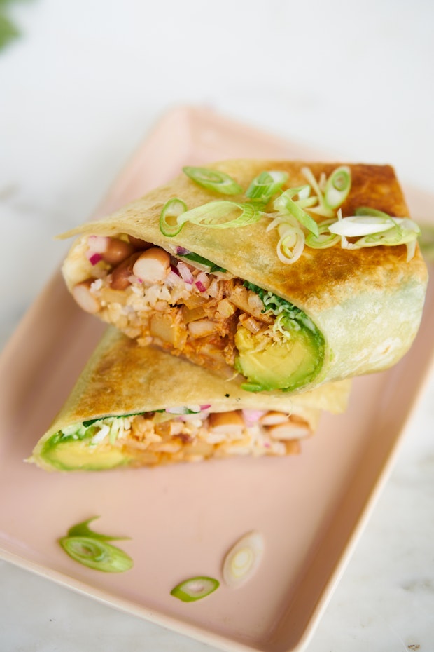 Shredded Jackfruit Burritos (Vegan)