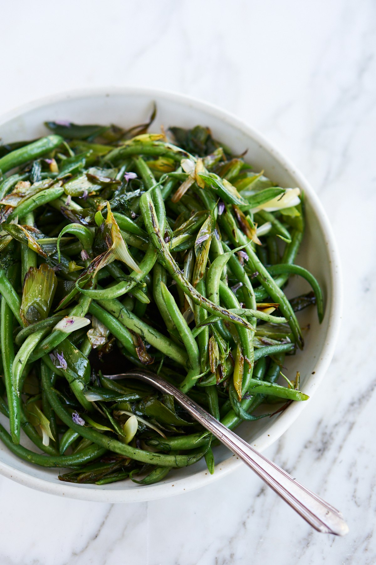 Cast Iron Skillet Green Beans {super easy recipe}