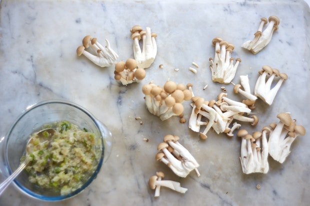 preparing mushrooms for spring rolls