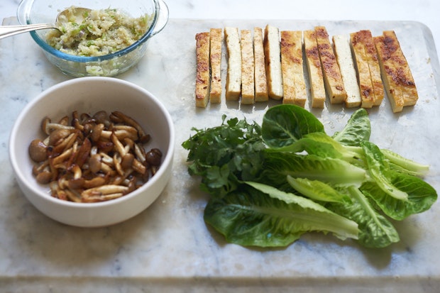 spring roll ingredients arranged mise en place